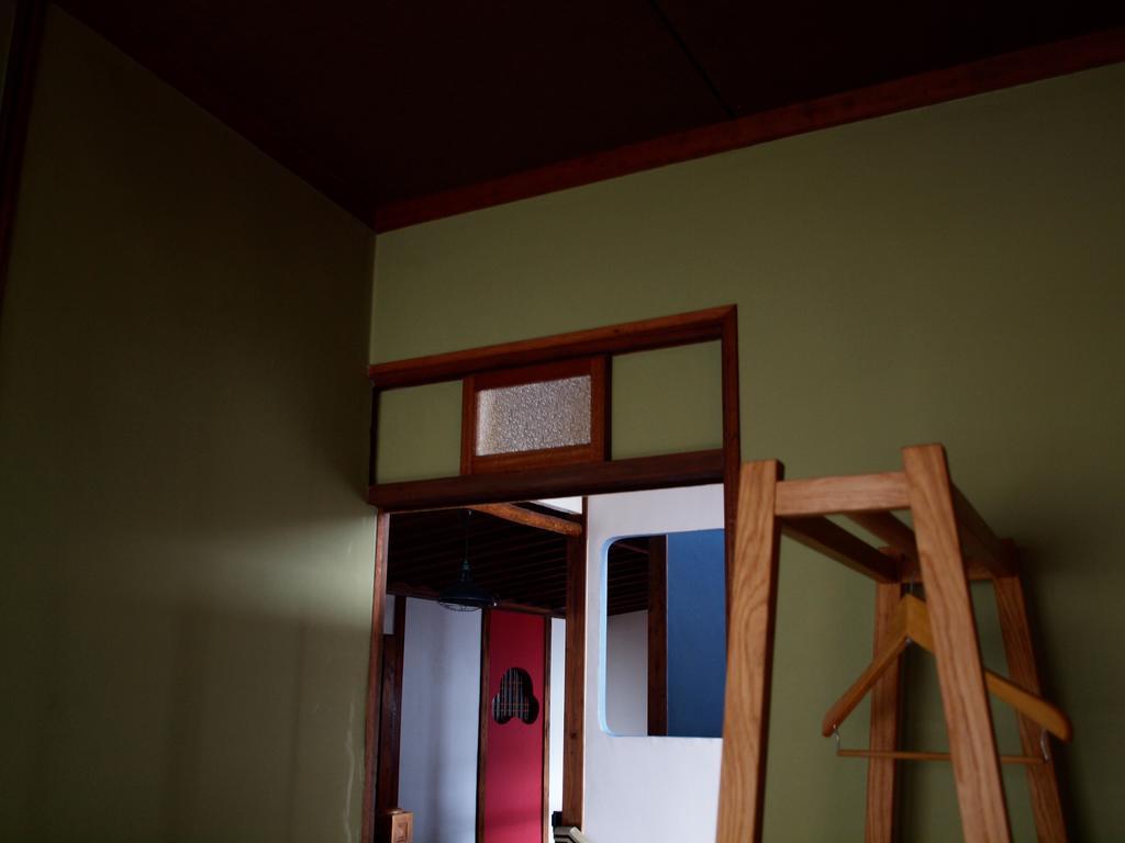 Tunnel Hostel Kitakjusu Szoba fotó